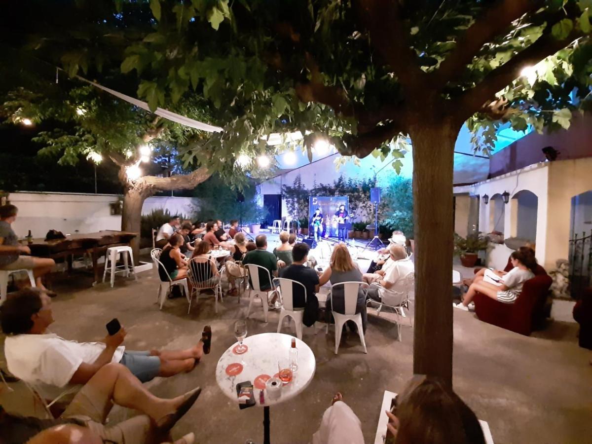 Hostal Plaja I Pati De Can Plaja ปาลาฟรูเจย์ ภายนอก รูปภาพ
