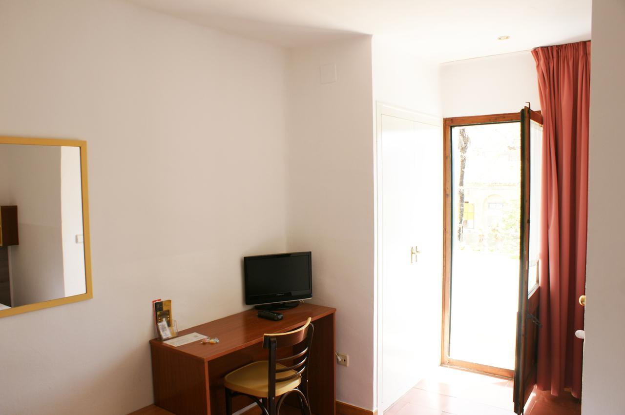 Hostal Plaja I Pati De Can Plaja ปาลาฟรูเจย์ ภายนอก รูปภาพ